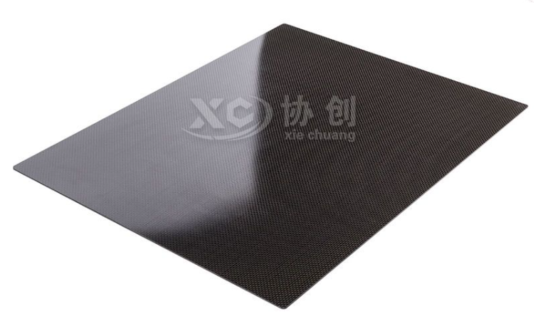 為什么平紋碳纖維板在現(xiàn)代工業(yè)中如此重要？